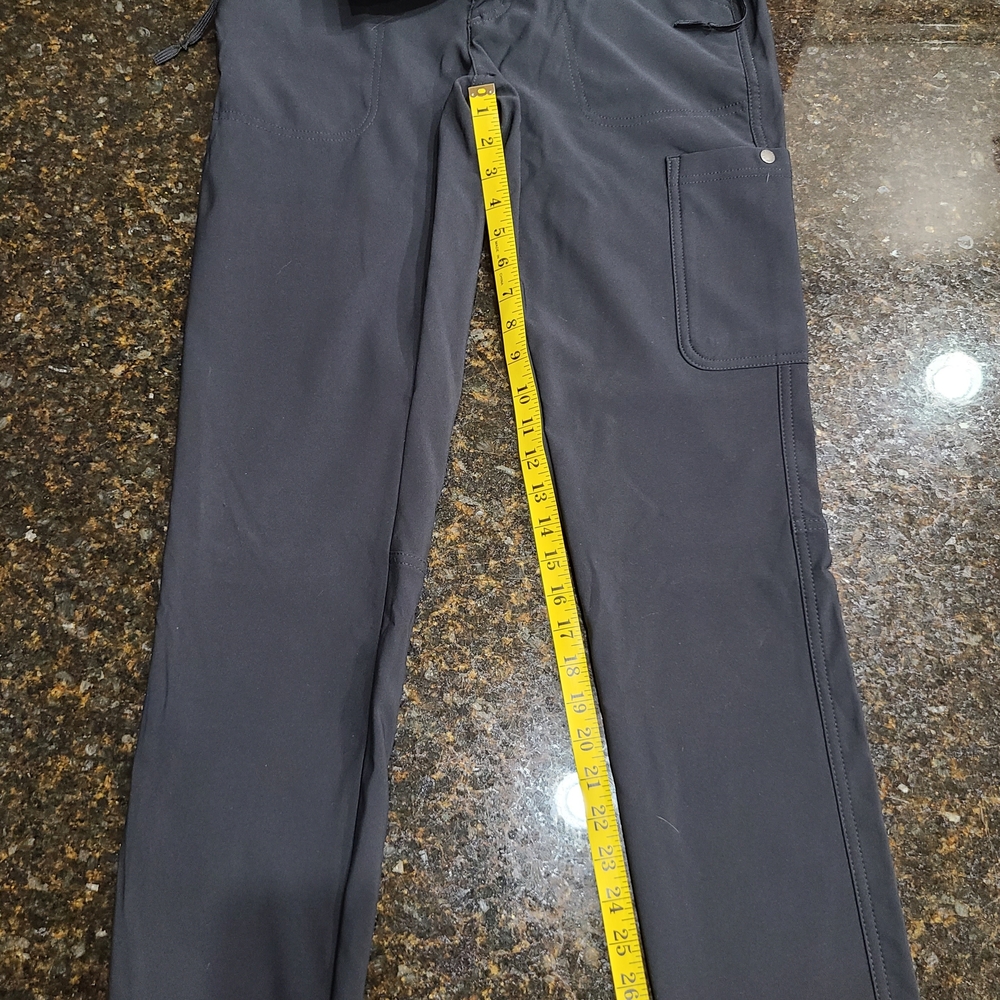 Stylish Black Women's Straight Legged Active Pants - Picture 5 of 8